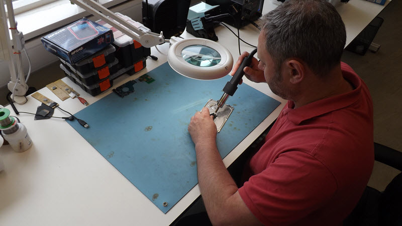 Data recovery engineer